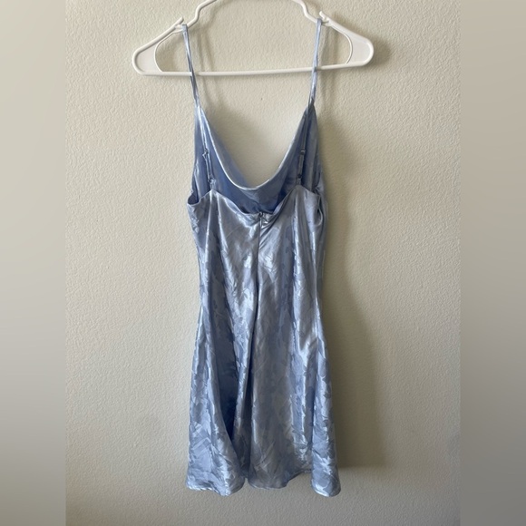 Lulus Love it light blue satin floral jacquard asymmetrical midi dress - Picture 4 of 4